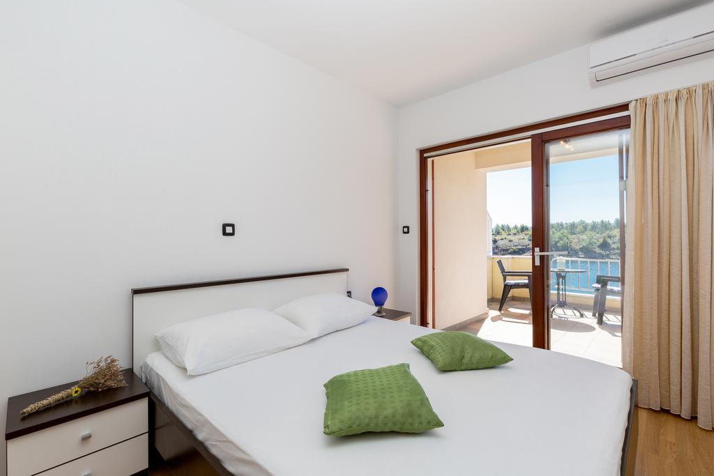 Apartments Duje Ribnica Obrovac Bagian luar foto