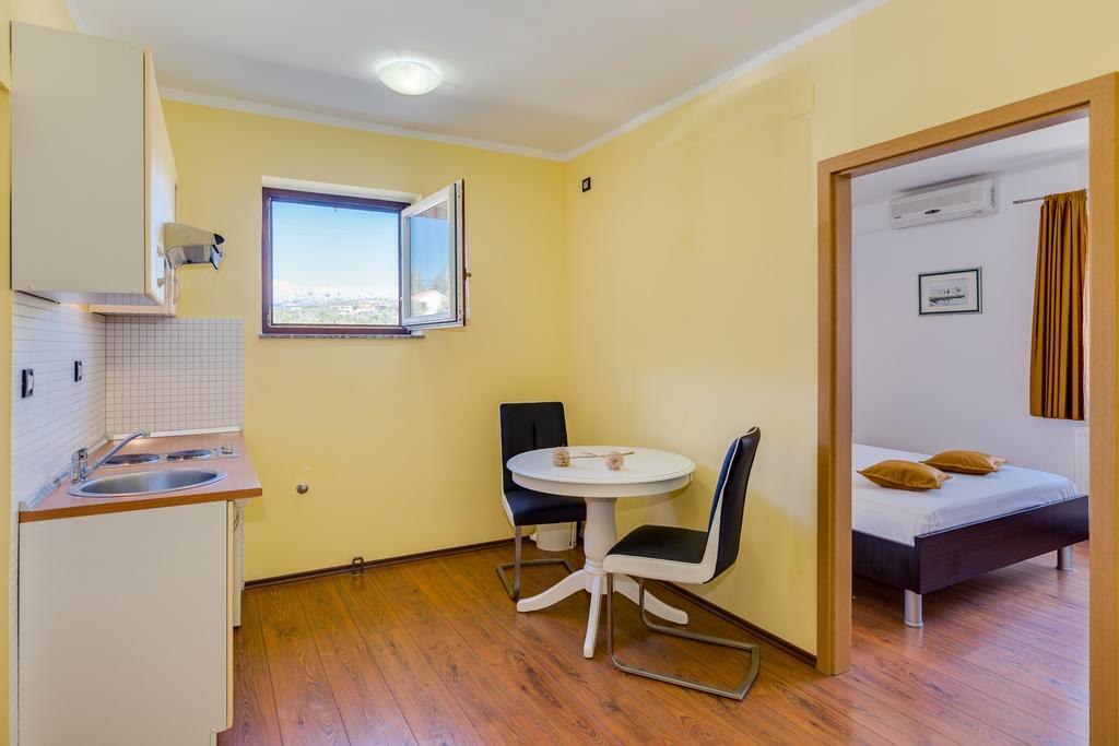Apartments Duje Ribnica Obrovac Bagian luar foto