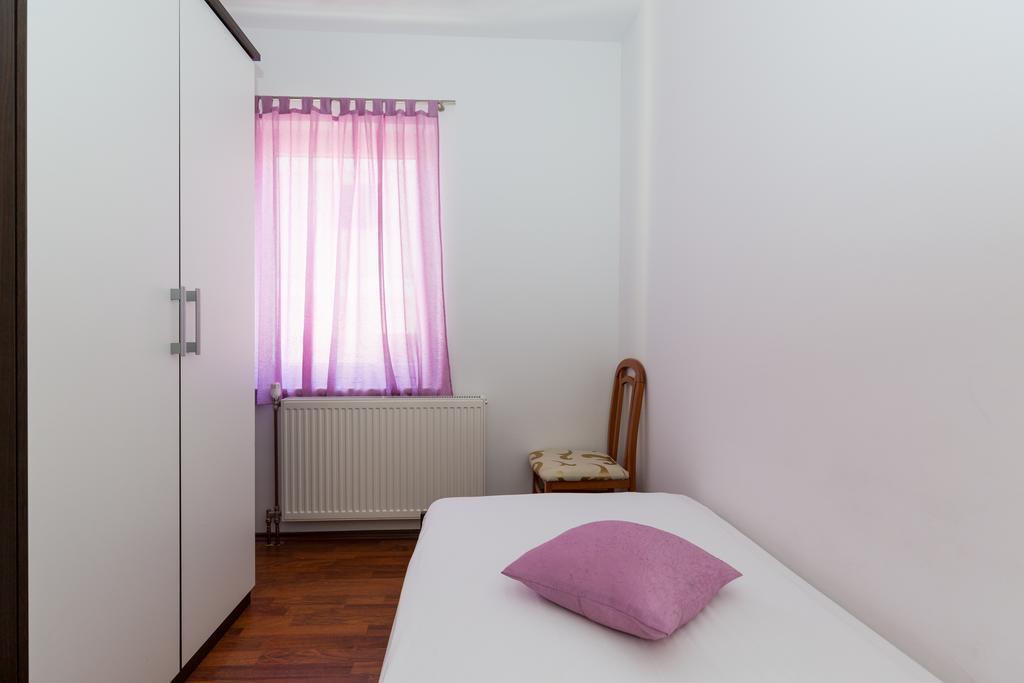 Apartments Duje Ribnica Obrovac Bagian luar foto