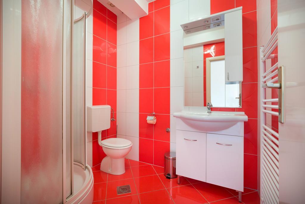 Apartments Duje Ribnica Obrovac Bagian luar foto